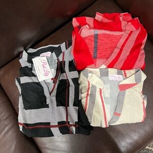 NWT Pink Lily ladies plaid tunic (3). Very cute, dress up or dress down!